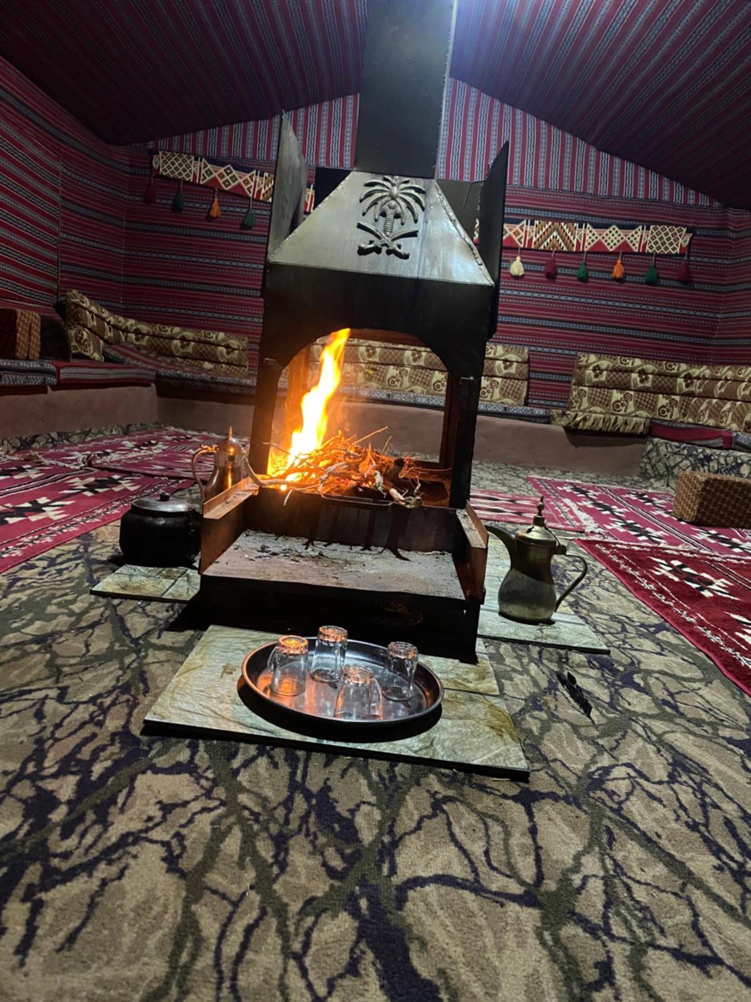 Desert Tree Camp&Tours Wadi Rum Eksteriør bilde